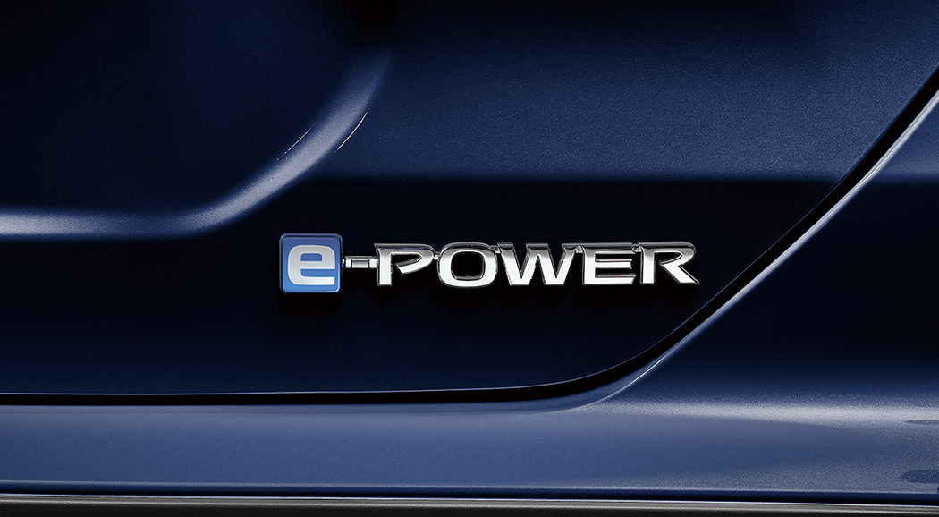 e-POWER 專屬銘版